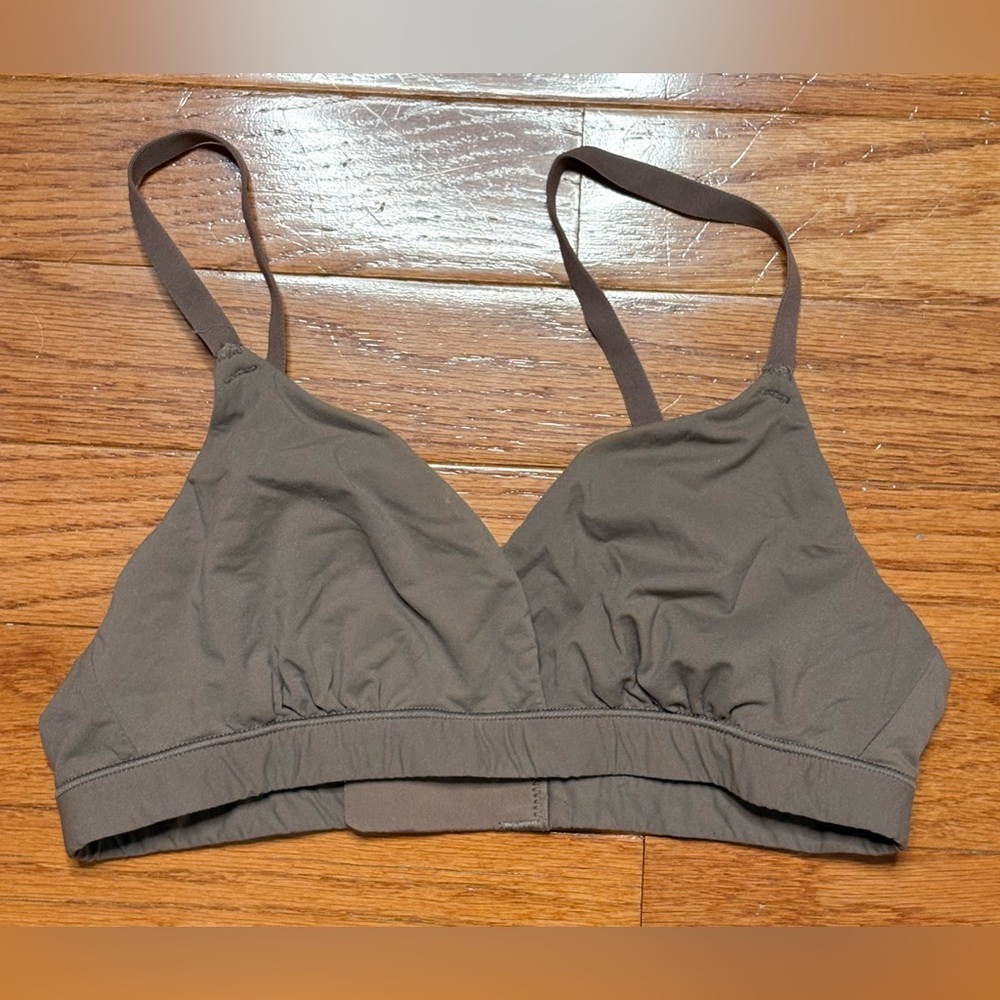 SKIMS Desert Fits Everybody Bra‎ Size XS EUC